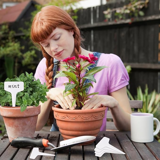 200pcs Plant Labels, Garden Markers Signs, Outdoor Waterproof Stakes, 4 Inch Plastic Tags for Seedlings, Gardening Supplies, Greenhouse Accessories, Nursery