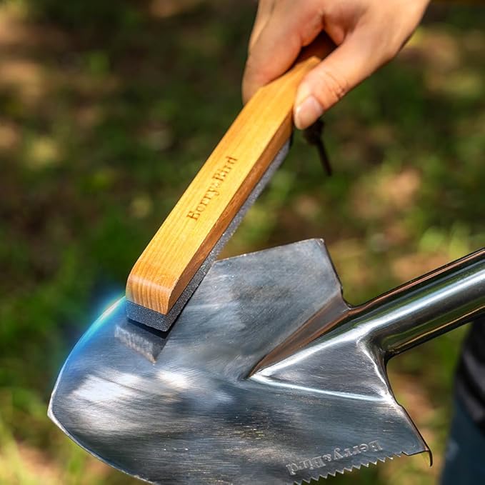Berry&Bird Sharpening Stone File Garden Tool Sharpener with Handle, 180 Grits Silicon Carbide, Sharpening Knife, Axe, Hatchet, Lawn Mower Blade, Spade, Ideal for Garden, Chefs & Knife Enthusiasts