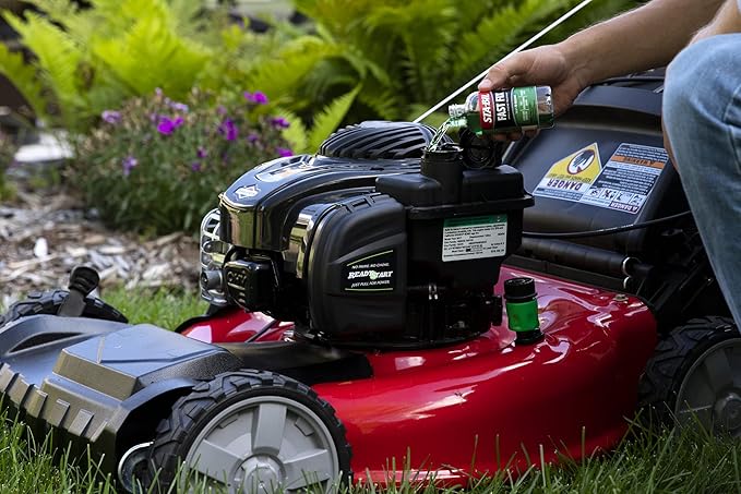 STA-BIL Fast Fix - Small Engine Treatment, Cleans Carburetors & Injectors, Fixes Rough Running Engines, Eliminates Water, Carb Cleaner & Fuel Injector Cleaner Treats Up to 10 Gallons, 4oz