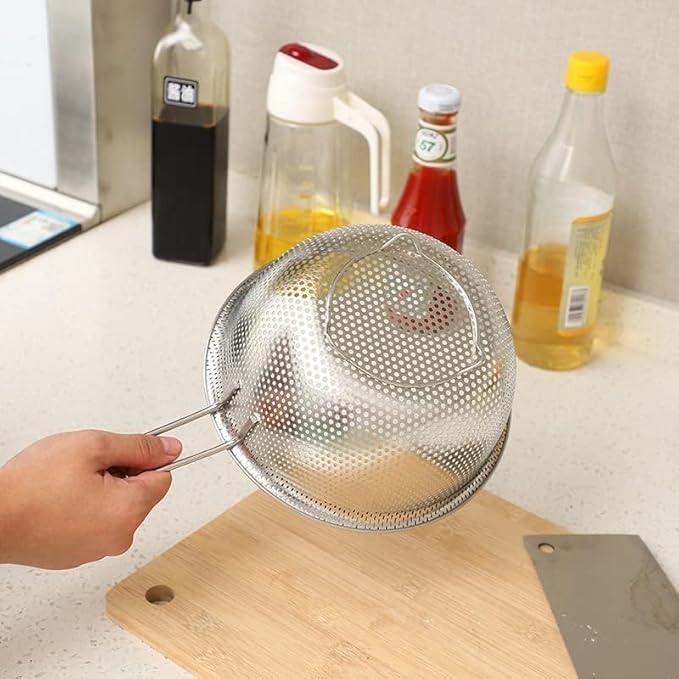 Stainless Steel Basin Colander with Handle Kitchen Strainer, Resting Feet and Colander to Strain, Rinse, Fry, Steam or Cook Vegetables & Pasta & Wash fruits