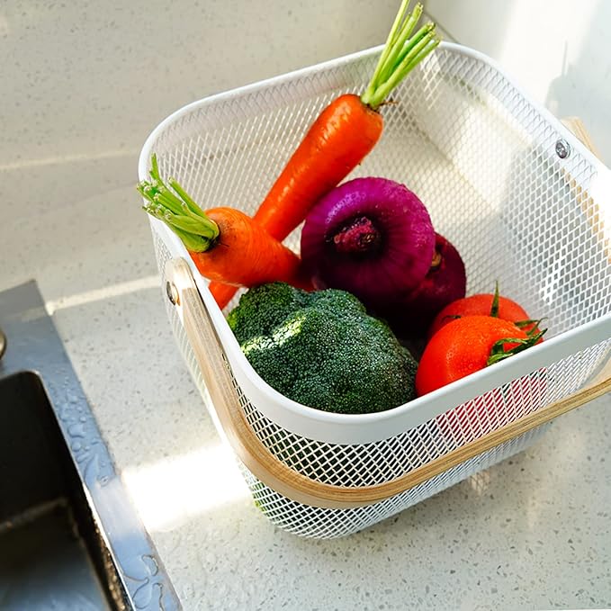 Metal Mesh Steel Harvest Basket, Square Wire Garden Basket with Handle – Multi-Functional Storage Organizer for Gathering Vegetables, Fruits, Kitchen, Garden, Picnic & Cabinet (Pink)