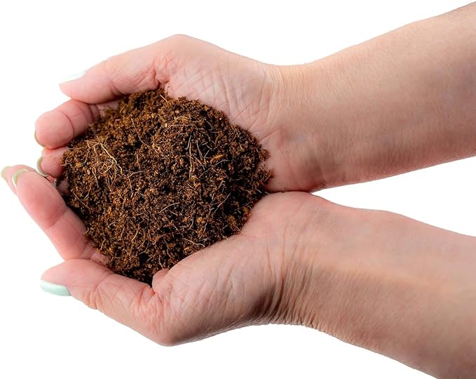 Premium Organic Coconut Coir Mix for Home Gardening - All Natural Soil Amendment - PH Balanced and Double Washed Coco Coir by Gardenera (4 Quart Bag)