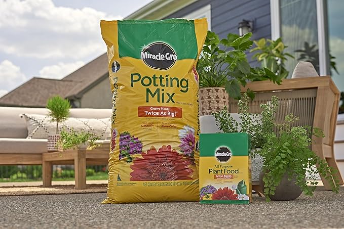 Miracle-Gro Potting Mix Bulk Pallet, for Container Plants, Flowers, Vegetables, Shrubs, Annuals, Perennials, 2 cu. ft. Bags, Pallet of 39