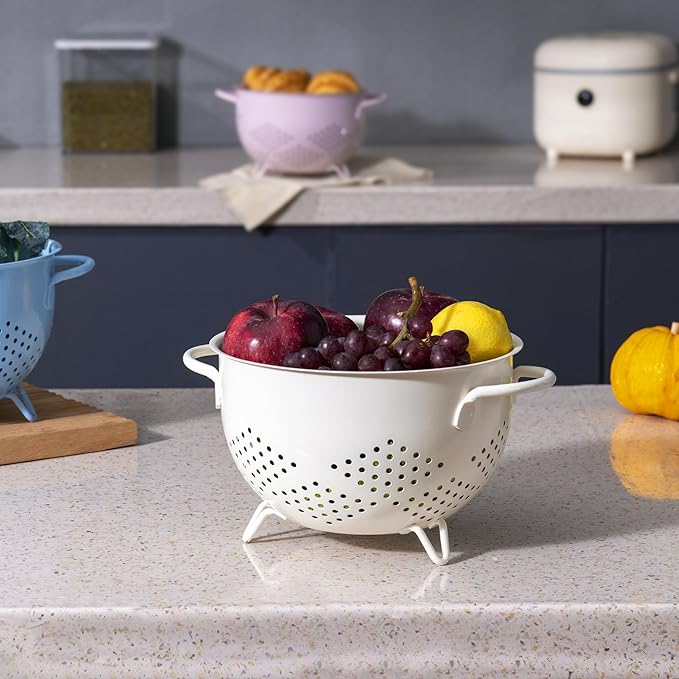 Metal Colander 5 Quart Powder Coated Self-draining Metal Strainer with Base,Kitchen Pasta Fruit Vegetable Basket with Double Handles (Cream)