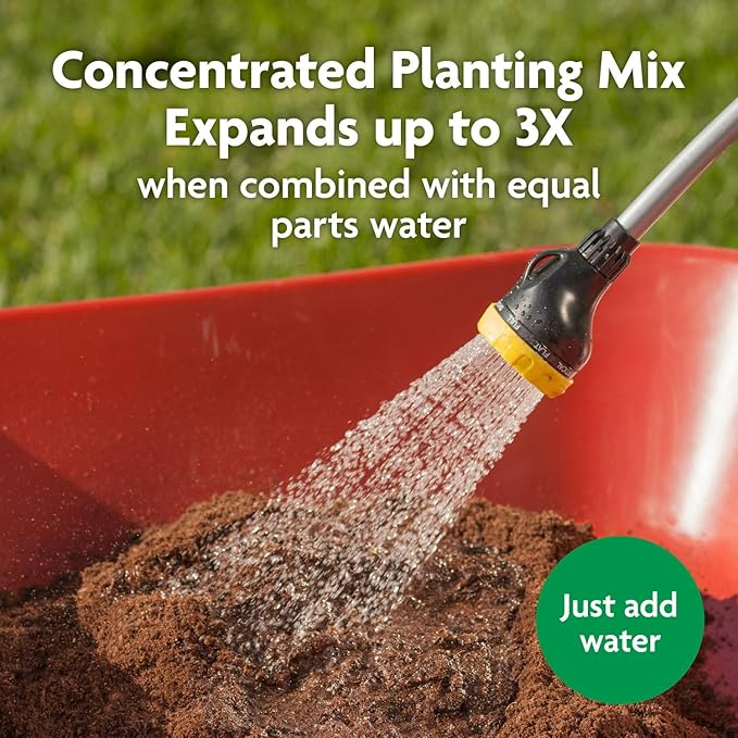 Miracle-Gro Expand 'n GRO Concentrated Planting Mix, Just Add Water for up to 3X Expansion, for Container and In-Ground Use, .33 cu. ft. Expands up to 1 cu. ft., 2-Pack