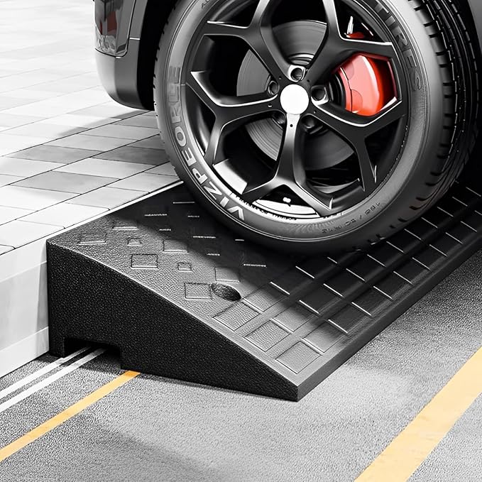 2 Pack 4'' Rise Rubber Curb Ramp Heavy Duty Loading Rubber Curb Ramps 22000lbs (10 Ton) Driveway Ramp Car Slope Ramp for Loading Dock Bike Vehicle Warehouse Sidewalk Wheelchair (4" H)