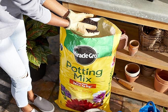 Miracle-Gro Potting Mix Bulk Pallet, for Container Plants, Flowers, Vegetables, Shrubs, Annuals, Perennials, 2 cu. ft. Bags, Pallet of 39