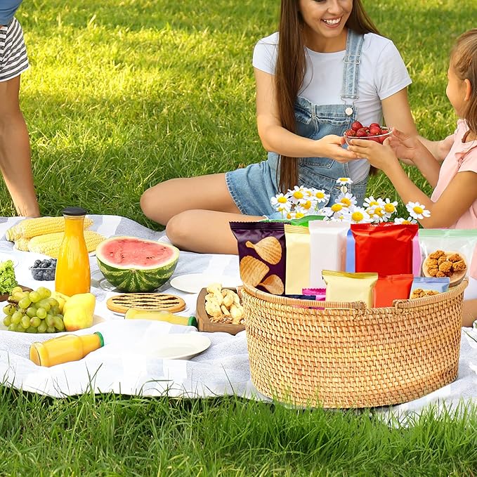 14"×10.2"×6" Rattan Picnic Basket with Handles, Large Oval Gift Basket, Hand-Woven Basket for Fruit, Empty Gift Basket for Festival, Wedding, Camping